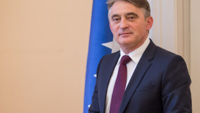 Photo of Komšić čestitao Dan državnosti: Budućnost BiH nije u nacionalnim, političkim i ideološkim podjelama