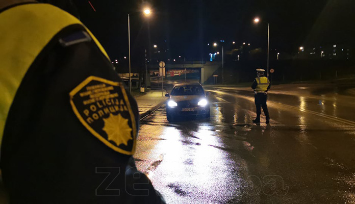 U Federaciji BiH se uvodi policijski sat, zabrana kretanja od 23:00 do 5 sati ujutru