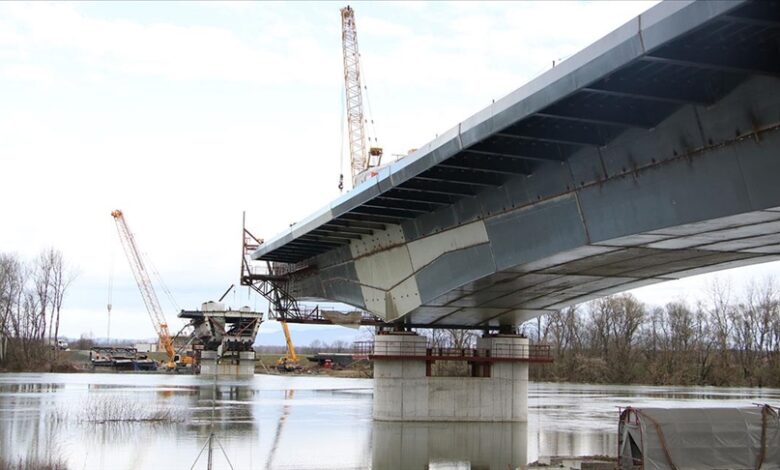 Mitrović posjetio gradilište mosta između BiH i Hrvatske: Do juna postavljanje čelične konstrukcije