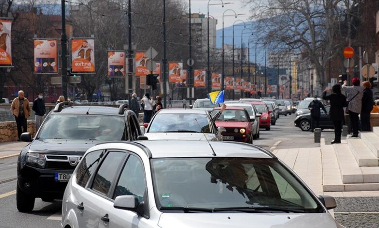 Održana protestna vožnja kroz Sarajevo u znak podrške Bogiću Bogićeviću Održana protestna vožnja kroz Sarajevo u znak podrške Bogiću Bogićeviću