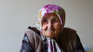 Photo of Stošestogodišnja Turkinja svjedok dvije pandemije: Najviše mi je žao zdravstvenih radnika