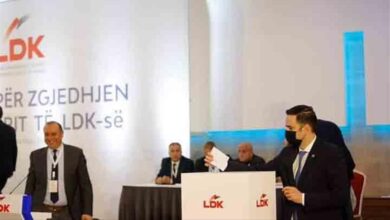 Photo of Lumir Abdixhiku novi predsednik Demokratskog saveza Kosova
