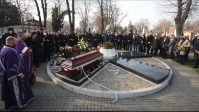 Photo of Glumac Boris Komnenić sahranjen u Aleji zaslužnih građana u Beogradu