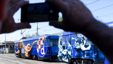 Photo of Zagrebačkim ulicama vozi Dinamov tramvaj