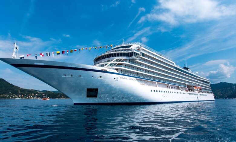 Kruzer "Viking Orion" dug 227 metara usidren u Bodrumu Kruzer "Viking Orion" dug 227 metara usidren u Bodrumu