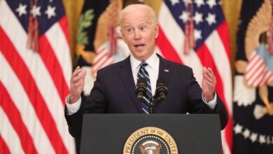 Photo of Biden: Izrael ima pravo da se brani dok hiljade raketa pada na njihovu zemlju
                            
                                Biden: Izrael ima pravo da se brani dok hiljade raketa pada na njihovu zemlju