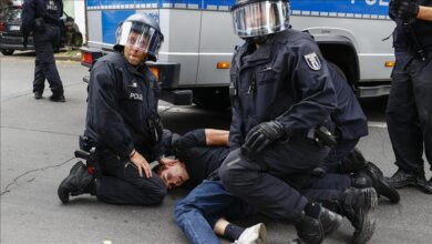 Photo of Njemačka: Na jučerašnjim protestima u Berlinu privedeno 600 osoba