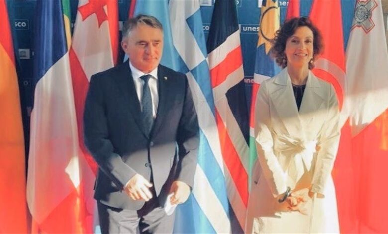 Komšić prisustvovao programu obilježavanja 75. godišnjice UNESCO-a u Parizu Komšić prisustvovao programu obilježavanja 75. godišnjice UNESCO-a u Parizu