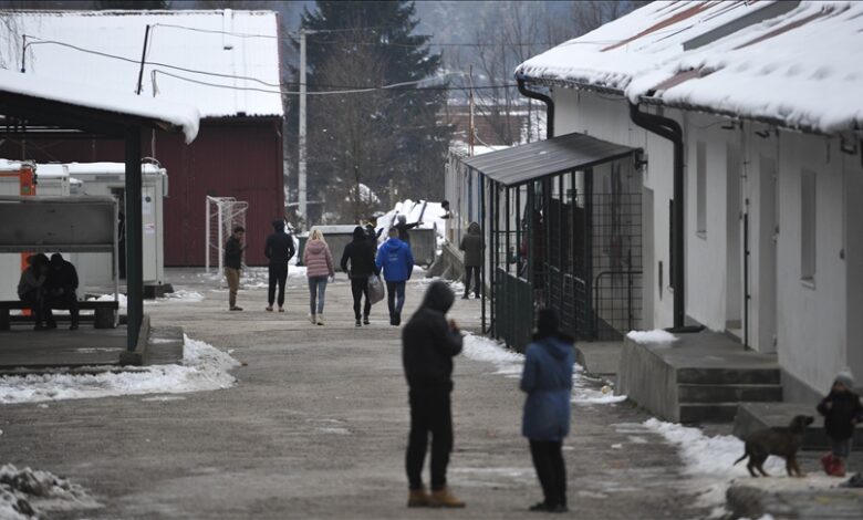 U kampu "Ušivak" boravi oko 300 osoba, uglavnom porodica s djecom