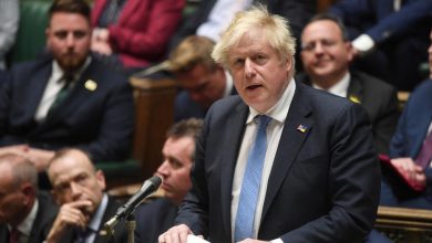 Photo of Britanski premijer Johnson suočit će se s parlamentarnom istragom zbog “Partygatea”