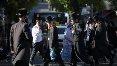 Photo of Pitali smo religiozne Židove u Izraelu: Zašto nose crno i nose zulufe?