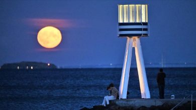 Photo of Magični prizori Supermjeseca bili vidljivi iz mnogih dijelova svijeta