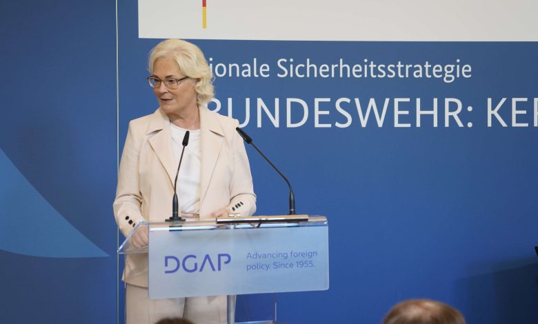 Njemačka ministrica odbrane Christine Lambrecht podnijela ostavku zbog kritika