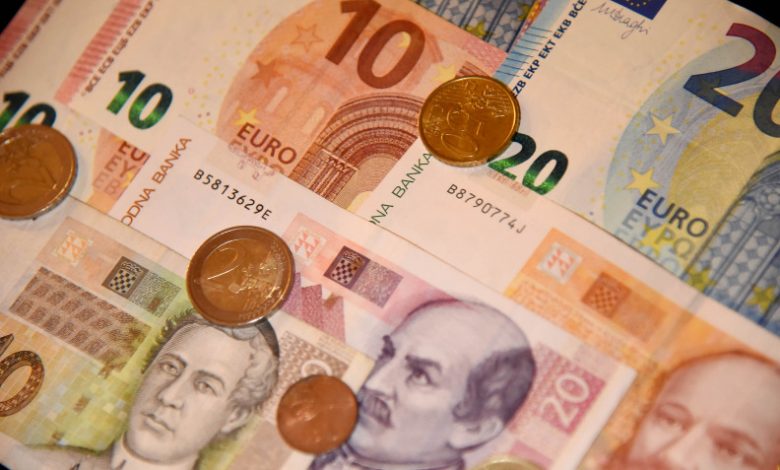 U Hrvatskoj se još samo danas može plaćati kunama U Hrvatskoj se još samo danas može plaćati kunama