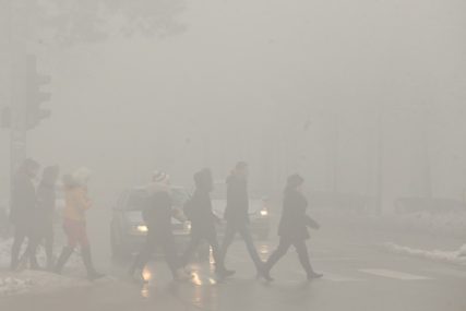 BIHAMK: Gusta magla otežava saobraćaj na putevima u BiH