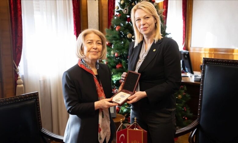 Susret Đurović - Ozan: Turkiye i Crnu Goru veže bogata tradicija i istorijski odnosi Susret Đurović - Ozan: Turkiye i Crnu Goru veže bogata tradicija i istorijski odnosi