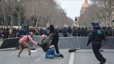 Photo of Protesti širom Francuske protiv povećanja starosne granice za odlazak u penziju