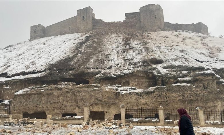 Od posljedica razornog zemljotresa znatno oštećena historijska tvrđava u Gaziantepu Od posljedica razornog zemljotresa znatno oštećena historijska tvrđava u Gaziantepu