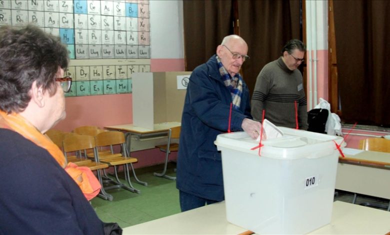 U šest gradova i opština u BiH danas se održavaju prijevremeni lokalni izbori