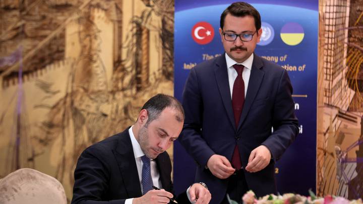 Ukrajina zahvalia Turkiye na podršci Inicijativi za crnomorsko žito Ukrajina zahvalia Turkiye na podršci Inicijativi za crnomorsko žito