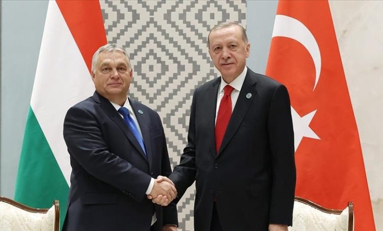 Predsjednik Turkiye razgovarao s mađarskim premijerom Predsjednik Turkiye razgovarao s mađarskim premijerom
