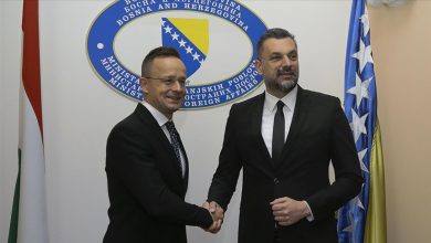 Photo of Mađarski šef diplomatije Peter Szijjarto u posjeti BiH, sastanak sa Konakovićem