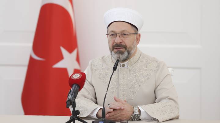 Turkiye: Erbas osudio paljenje Kur'ana i turske zastave u Danskoj Turkiye: Erbas osudio paljenje Kur'ana i turske zastave u Danskoj