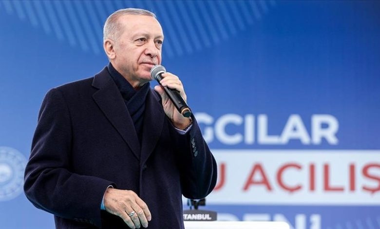 Erdogan: Obnovit ćemo naše gradove uništene u zemljotresima Erdogan: Obnovit ćemo naše gradove uništene u zemljotresima