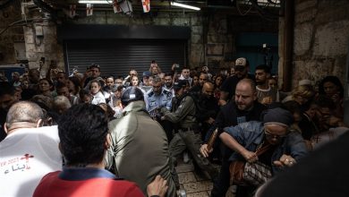 Izraelska policija ograničila učešće hrišćana u obredu spuštanja Blagodatnog ognja u Al Qudsu Photo of Izraelska policija ograničila učešće hrišćana u obredu spuštanja Blagodatnog ognja u Al Qudsu
