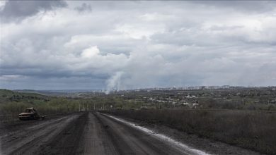 Photo of Šef Wagner grupe Prigožin tvrdi da su preuzeli kontrolu u ukrajinskom gradu Bahmutu
                            
                                Šef Wagner grupe Prigožin tvrdi da su preuzeli kontrolu u ukrajinskom gradu Bahmutu
