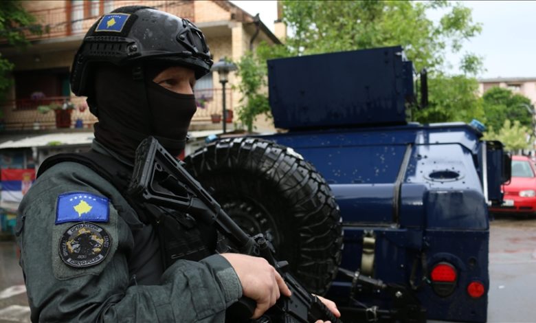 Zemlje Kvinte pozvale kosovske vlasti da se odmah povuku i deeskaliraju situaciju na severu Kosova Zemlje Kvinte pozvale kosovske vlasti da se odmah povuku i deeskaliraju situaciju na severu Kosova