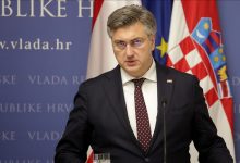 Photo of Hrvatska: Rastu plaće za 219.000 službenika u državnim i javnim službama 
 Hrvatska: Rastu plaće za 219.000 službenika u državnim i javnim službama