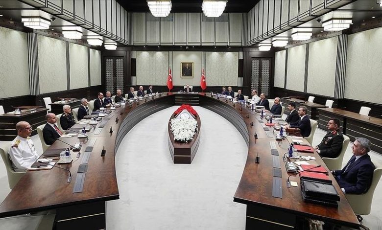 Vijeće nacionalne sigurnosti Turkiye ukazalo na važnost turske podrške i dijaloga za okončanje napetosti na Kosovu Vijeće nacionalne sigurnosti Turkiye ukazalo na važnost turske podrške i dijaloga za okončanje napetosti na Kosovu