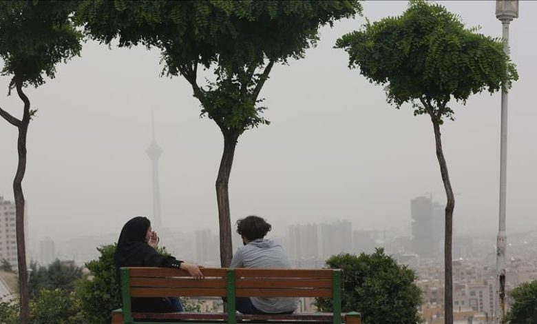 Iran: Zbog zagađenja zraka ne rade državne institucije i škole