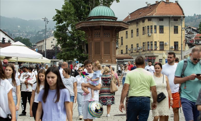 BiH: Turisti preplavili ulice Sarajeva