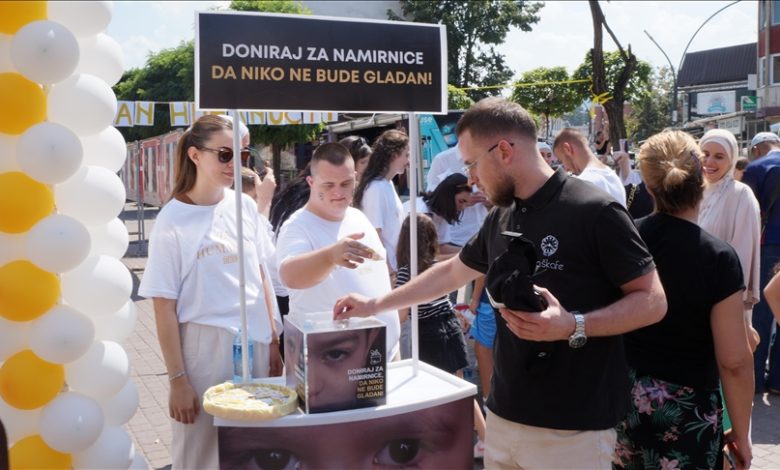 Akcijom u Novom Pazaru HU “Svetionik” obeležilo Svetski dan humanosti