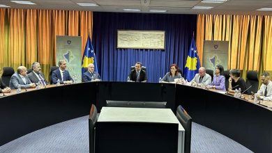 Photo of Vlada Kosova okruglim stolom obilježila Dan Bošnjaka 
 Vlada Kosova okruglim stolom obilježila Dan Bošnjaka