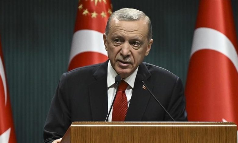 Erdogan izrazio solidarnost s narodom Libije nakon smrtonosnih poplava 
 Erdogan izrazio solidarnost s narodom Libije nakon smrtonosnih poplava