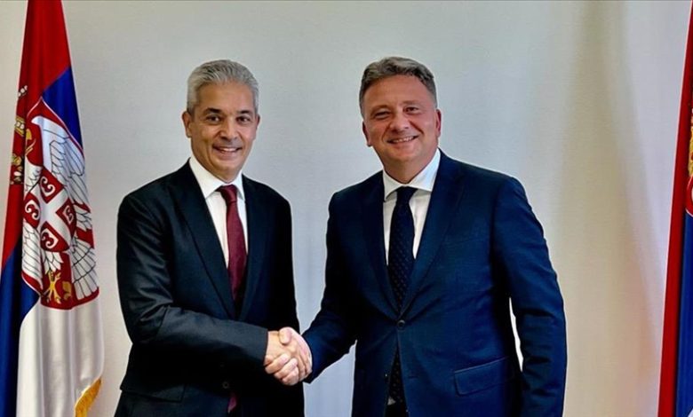 Ambasador Aksoy zahvalio srbijanskom ministru Jovanoviću na pomoći nakon potresa Ambasador Aksoy zahvalio srbijanskom ministru Jovanoviću na pomoći nakon potresa