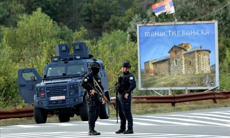 Policija i dalje patrolira na skretanju prema Banjskoj Policija i dalje patrolira na skretanju prema Banjskoj