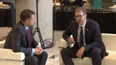 Milatović i Vučić u Grenadi: Razgovarano o jačanju saradnje Crne Gore i Srbije Photo of Milatović i Vučić u Grenadi: Razgovarano o jačanju saradnje Crne Gore i Srbije