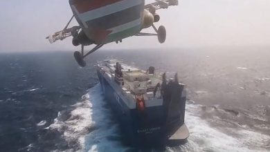 Photo of Napadi Huta na komercijalne brodove u Crvenom moru prisiljavaju kompanije da koriste alternativne rute