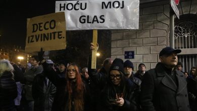 Photo of Srbija: Demonstranti ispred RIK-a traže poništavanje izbora u Beogradu