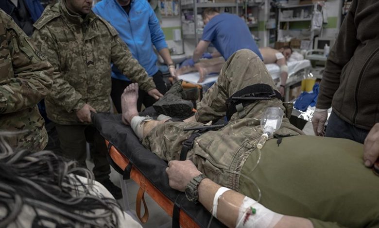 Donjeck: Medicinski timovi evakuišu ranjene ukrajinske vojnike tokom intenzivnih sukoba Donjeck: Medicinski timovi evakuišu ranjene ukrajinske vojnike tokom intenzivnih sukoba