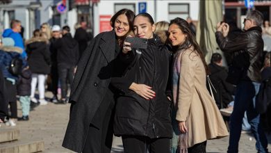 Photo of Praznično raspoloženje u Sarajevu: Turisti iz cijelog svijeta uživaju u bogatoj historiji i ukusnoj hrani