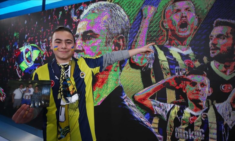 Sakupljao pomoć žrtvama zemljotresa: Dječak Benjamin iz Sarajeva gost na utakmici Fenerbahcea u Istanbulu
