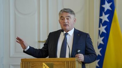 Photo of Komšić: Izlaz iz BiH je na graničnim prijelazima, Dodika se niko ne boji