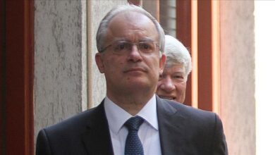 Photo of Bivši čelnik parlamenta Konstantinos Tasoulas izabran za predsjednika Grčke
                            
                                Bivši čelnik parlamenta Konstantinos Tasoulas izabran za predsjednika Grčke