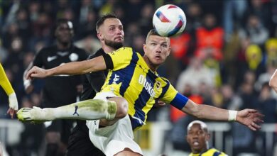 Photo of Džeko dvostruki strijelac u velikom preokretu Fenerbahcea protiv Rizespora
                            
                                Džeko dvostruki strijelac u velikom preokretu Fenerbahcea protiv Rizespora