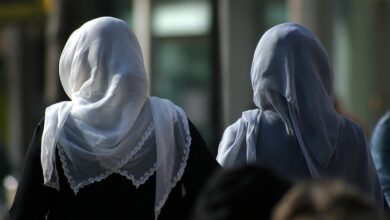 Photo of Francuski sudija izbacio aktivisticu iz sudnice zbog hidžaba